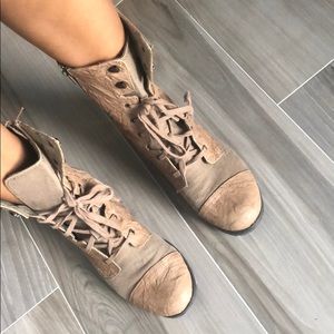 Taupe boots
